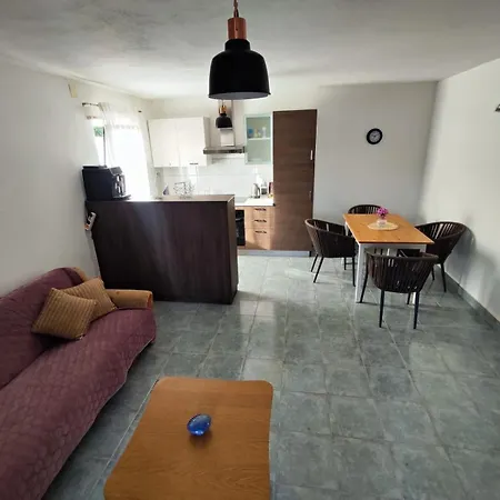 Apartmants Bura *