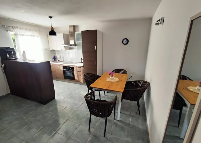 Apartmants Bura Seline